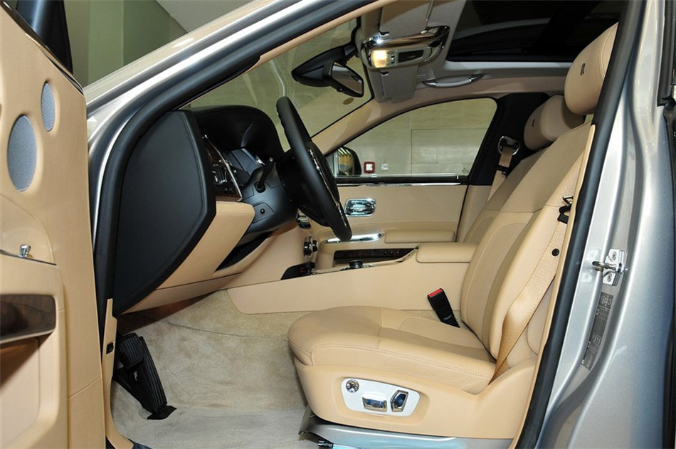 2012款古思特6.6T加长版