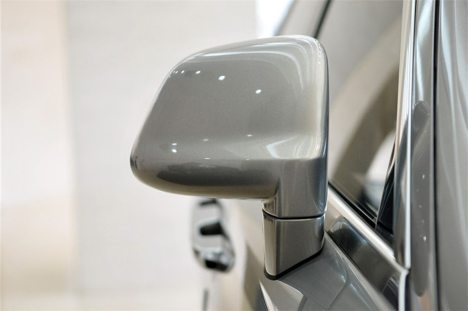 2012款古思特6.6T加长版