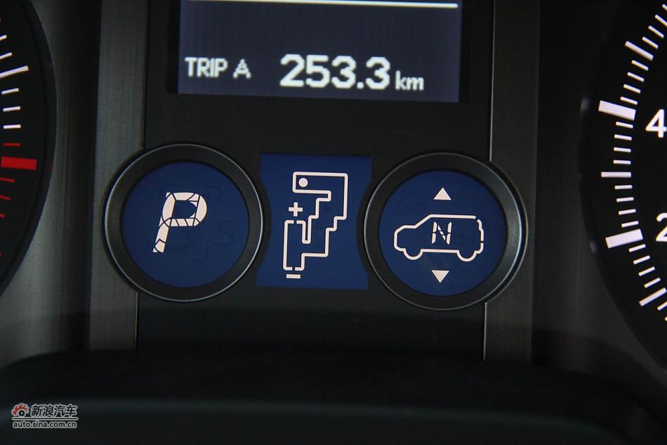 2010款雷克萨斯GX460内饰