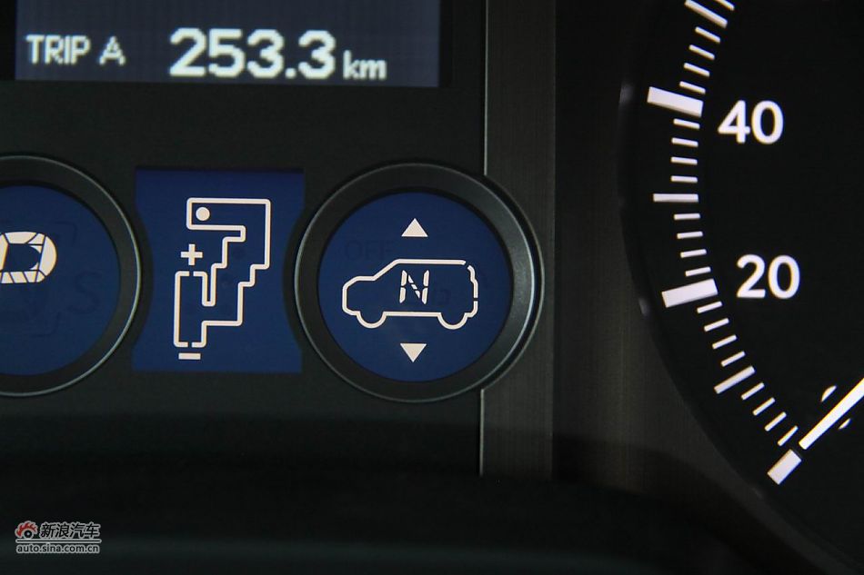 2010款雷克萨斯GX460内饰