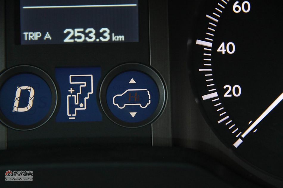 2010款雷克萨斯GX460内饰