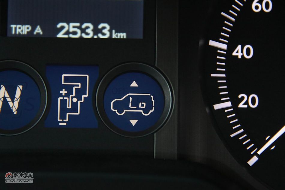 2010款雷克萨斯GX460内饰