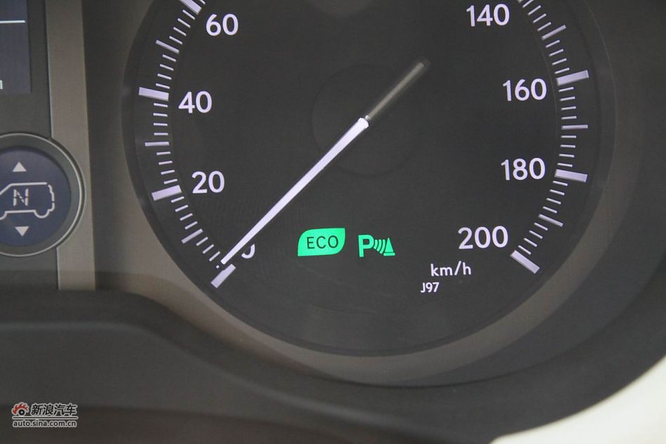 2010款雷克萨斯GX460内饰