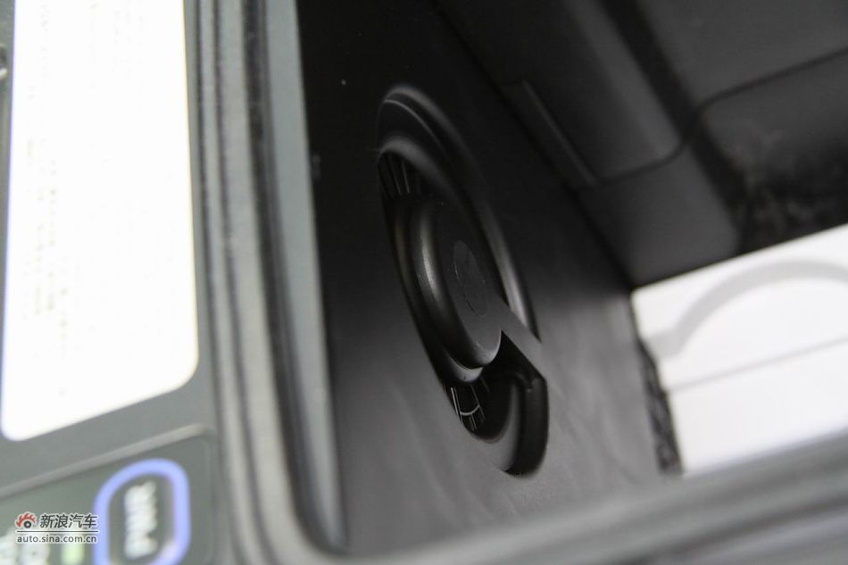 2010款雷克萨斯GX460座椅空间