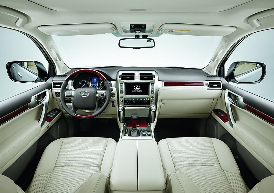 全新雷克萨斯GX460内饰