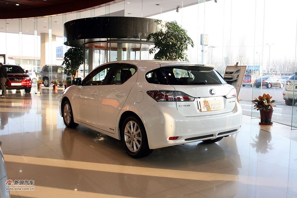 2012款雷克萨斯CT200h
