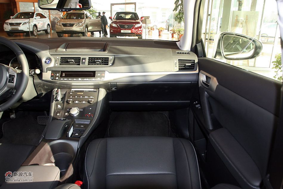 2012款雷克萨斯CT200h