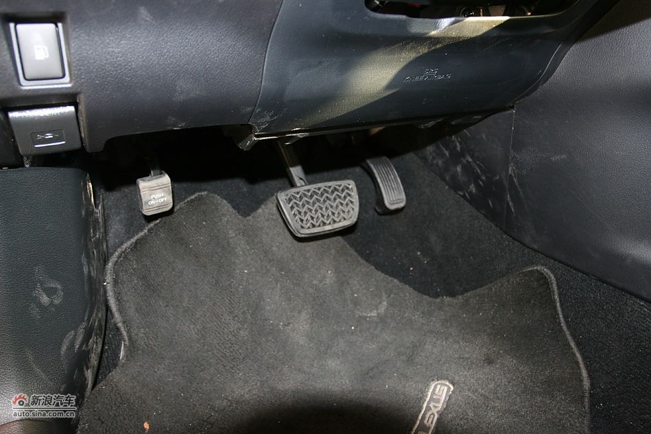 2012款雷克萨斯CT200h