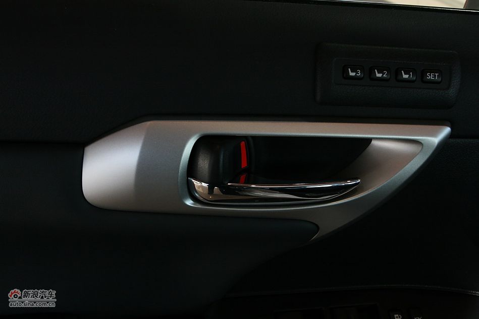 2012款雷克萨斯CT200h