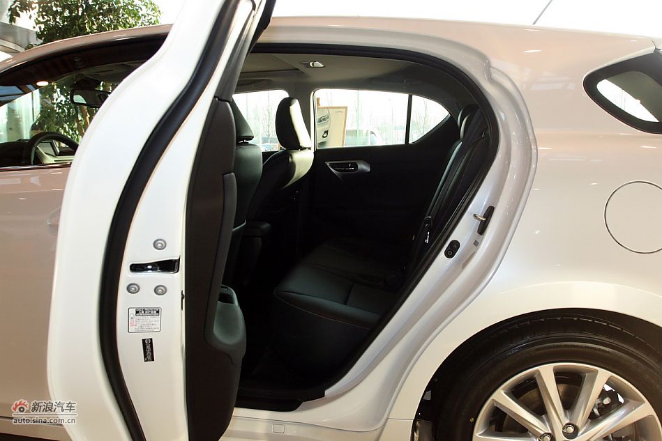 2012款雷克萨斯CT200h