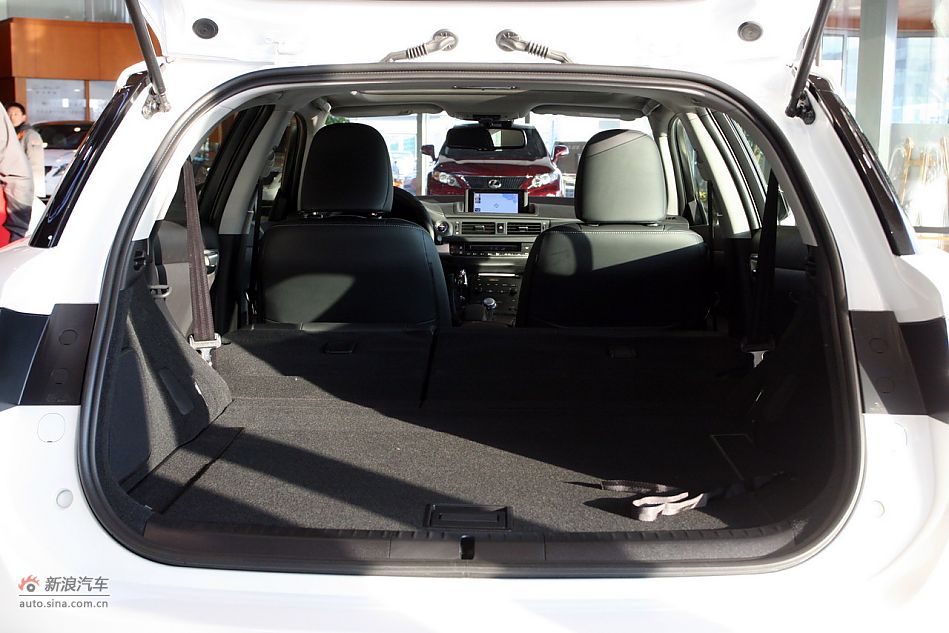 2012款雷克萨斯CT200h