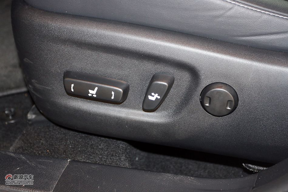 2012款雷克萨斯CT200h