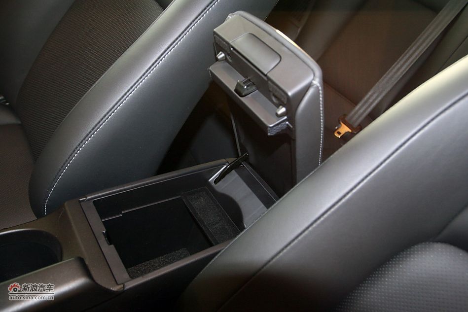 2012款雷克萨斯CT200h