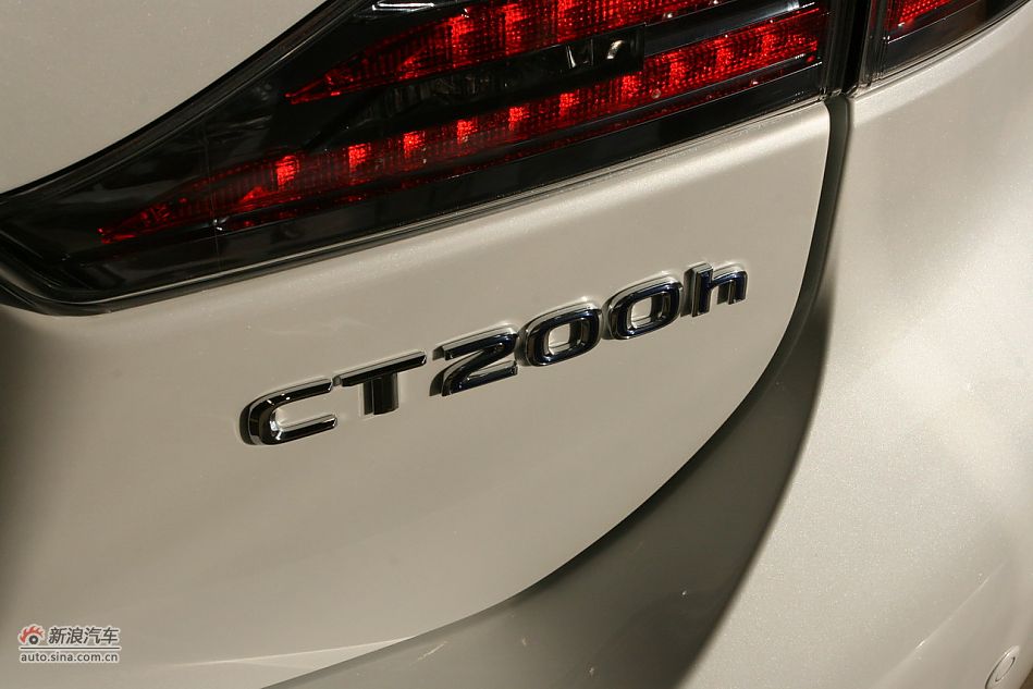 2012款雷克萨斯CT200h