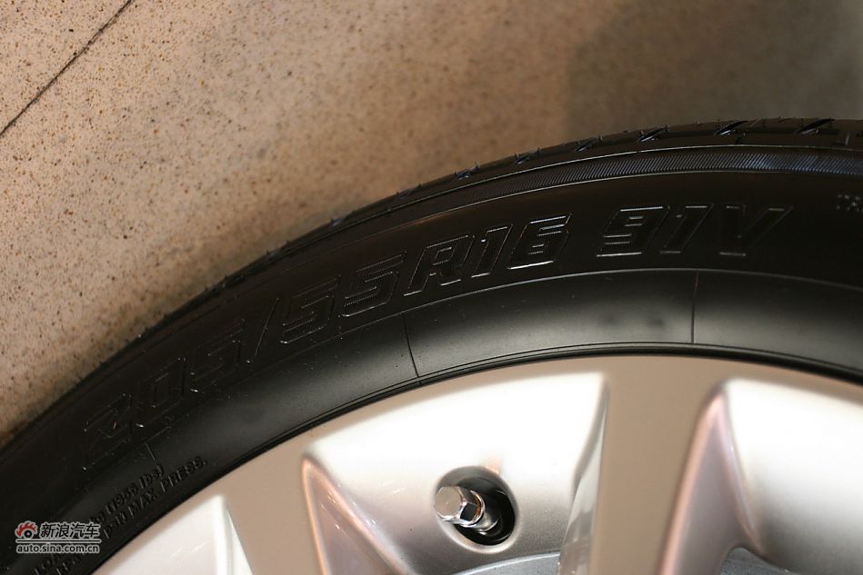 2012款雷克萨斯CT200h