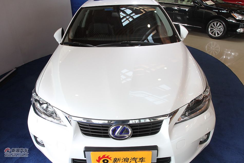 雷克萨斯CT200h