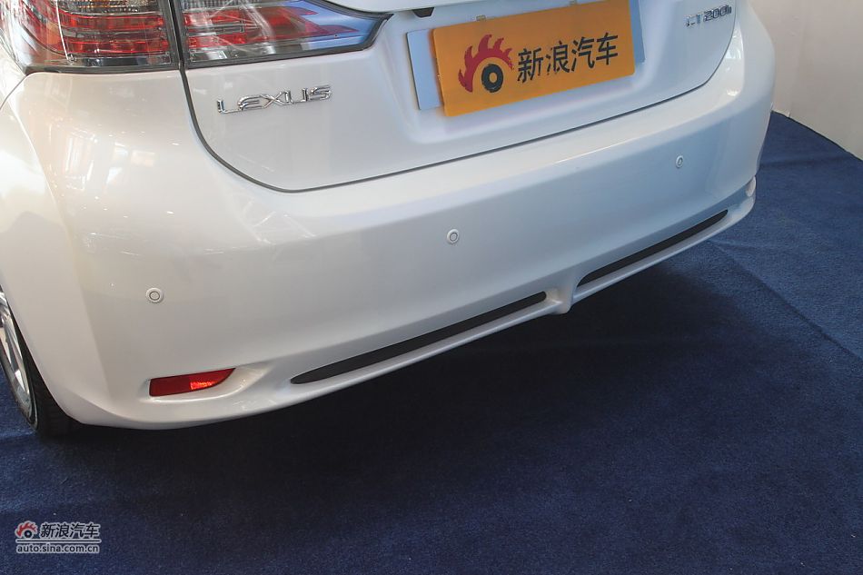 雷克萨斯CT200h