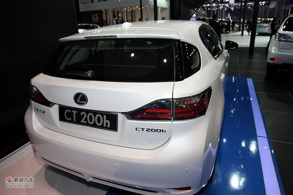 雷克萨斯CT200h