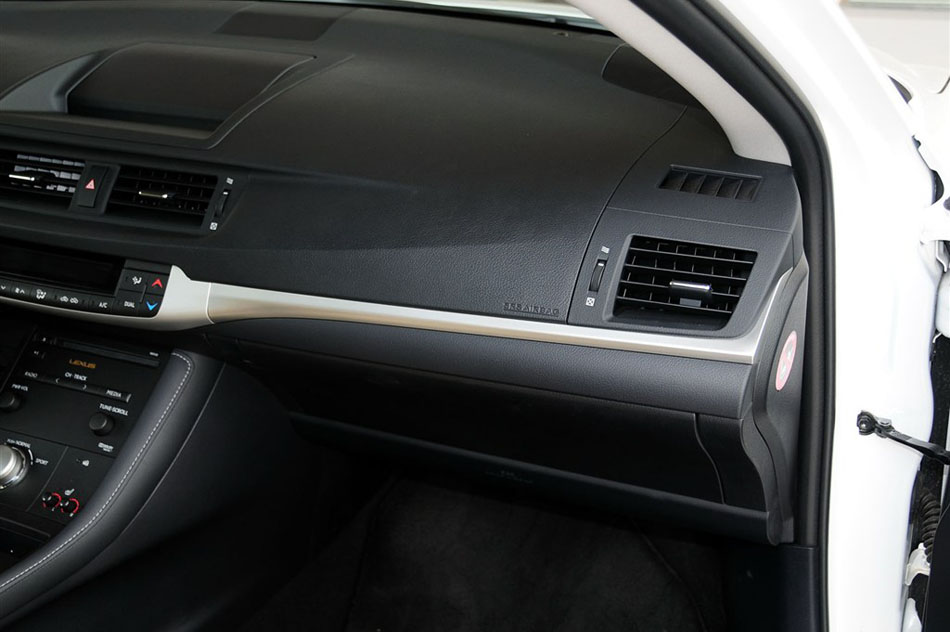 2013款 CT200h 豪华版 内饰