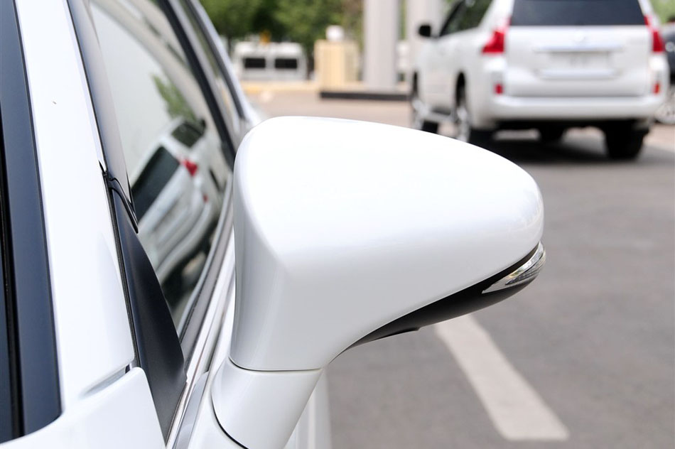 2013款 CT200h 豪华版 细节