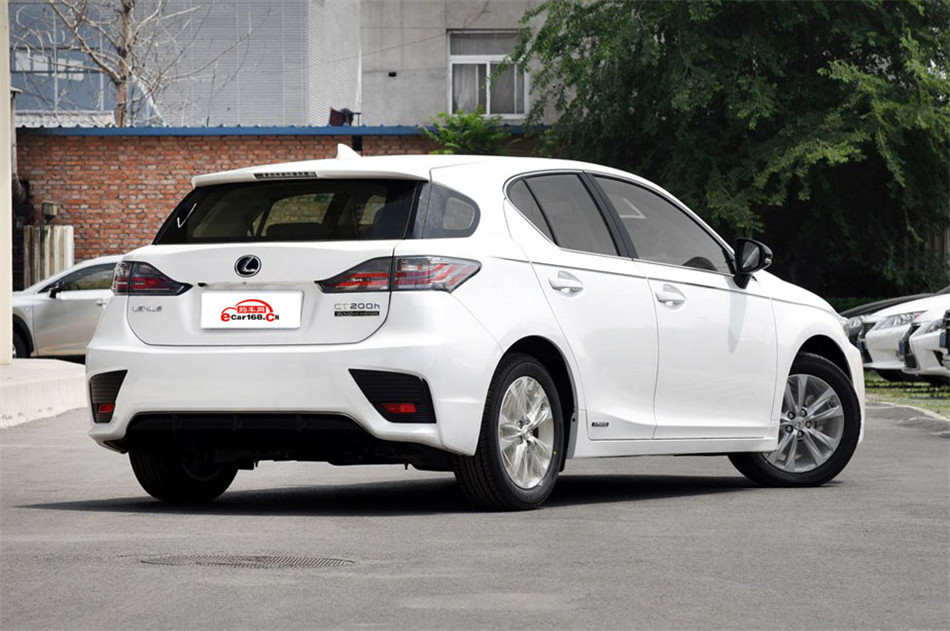 2015款 CT200h 暗夜骑士版 外观