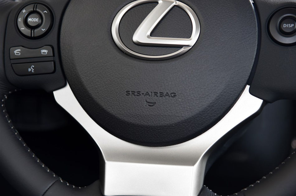 2015款 CT200h 暗夜骑士版 内饰