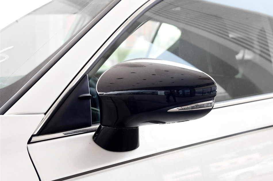 2015款 CT200h 暗夜骑士版 细节