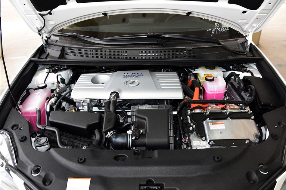 2015款 CT200h 暗夜骑士版 引擎底盘