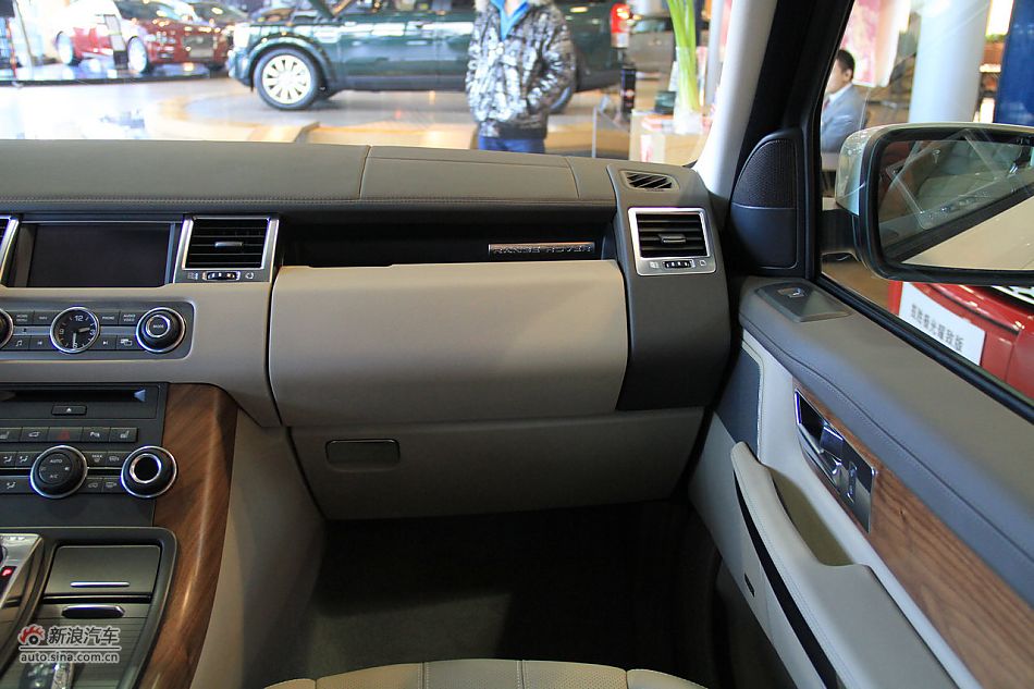 2012款揽胜运动版到店实拍