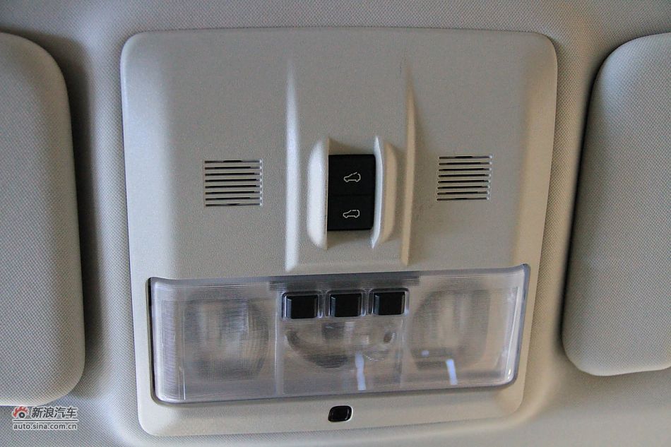 2012款揽胜运动版到店实拍