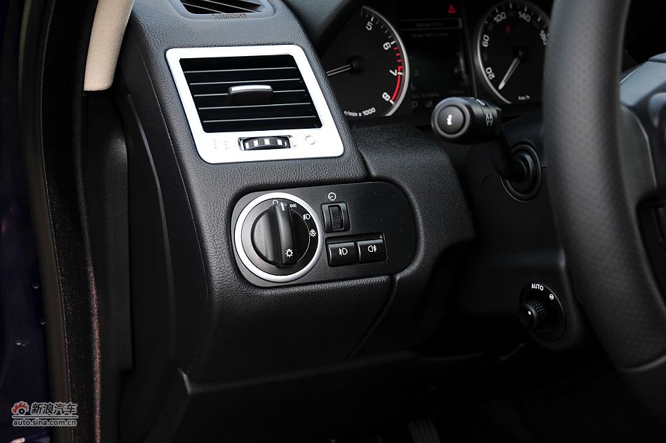 内饰及内部细节