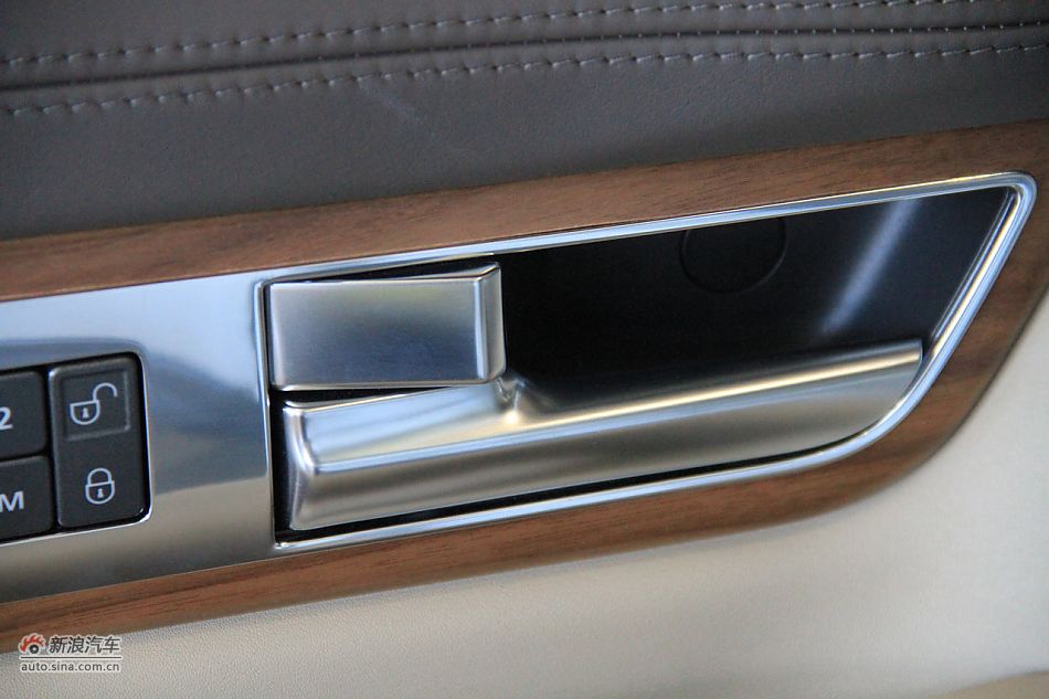 2012款揽胜运动版到店实拍