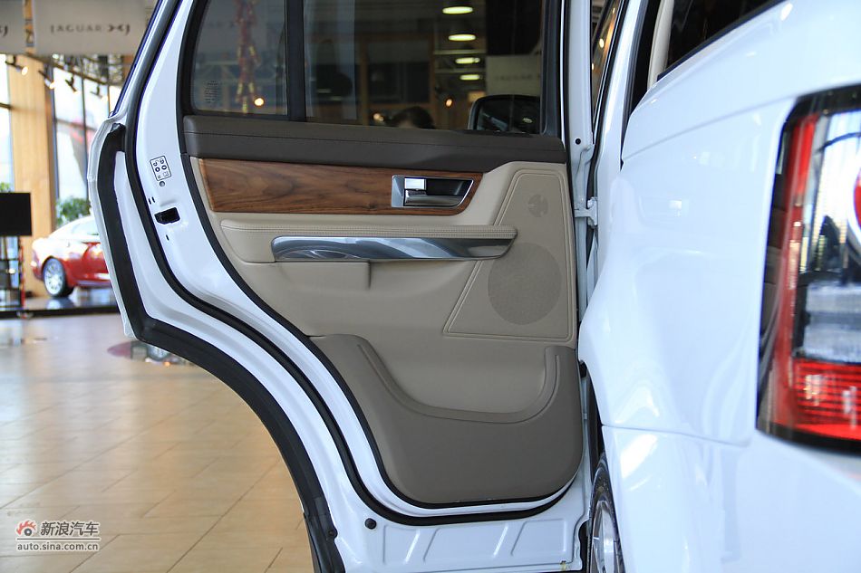 2012款揽胜运动版到店实拍