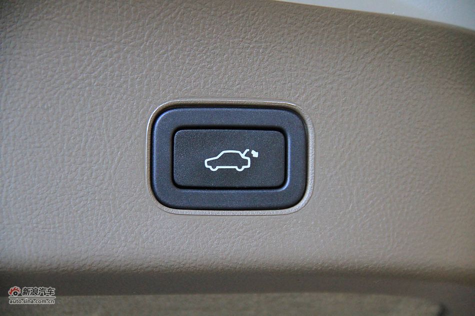 2012款揽胜运动版到店实拍