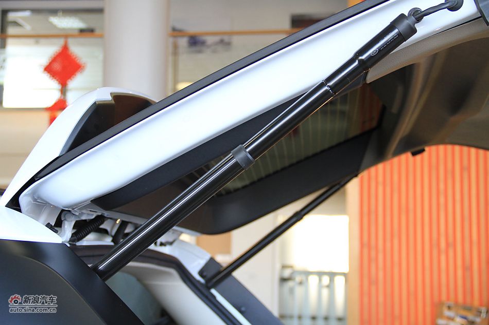 2012款揽胜运动版到店实拍