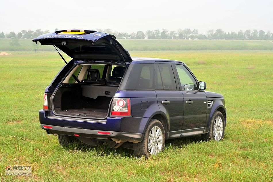 后备箱空间及细节实拍