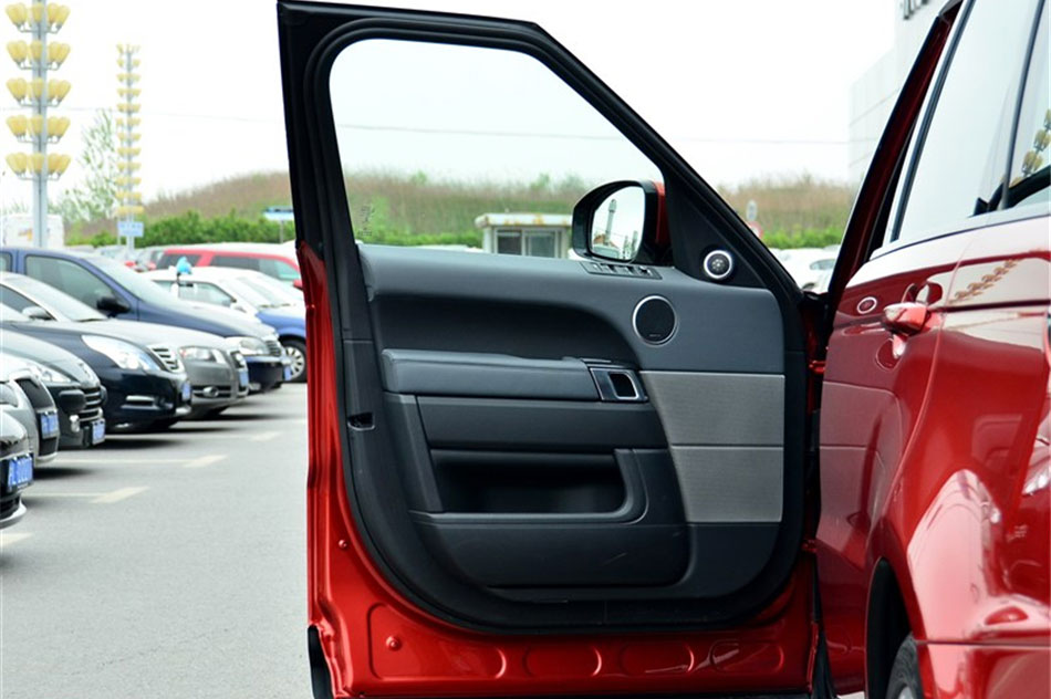 2014款揽胜运动版3.0 V6 SC HSE