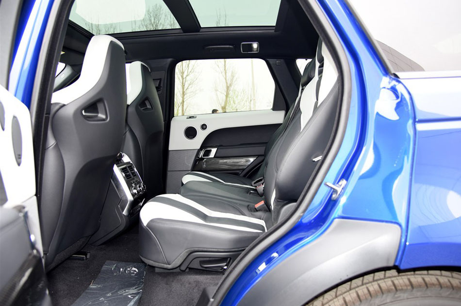 2015款 5.0 V8 SC SVR 座椅空间