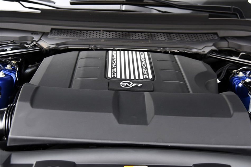 2015款 5.0 V8 SC SVR 引擎底盘