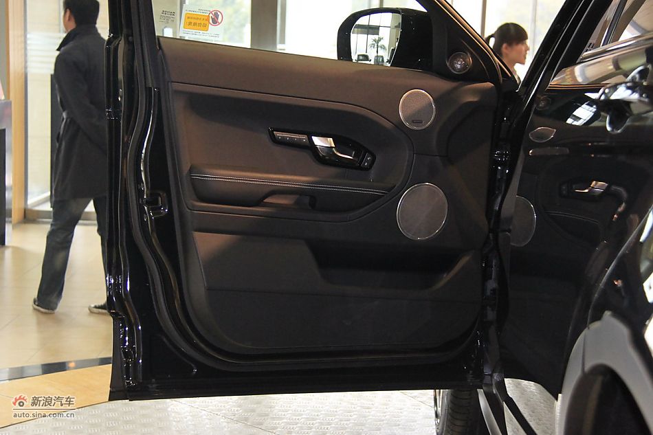 2011款揽胜极光2.0T五门耀致版