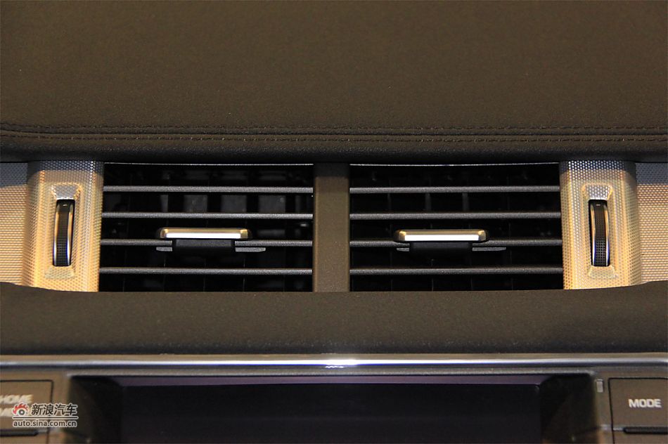 2011款揽胜极光2.0T五门耀致版