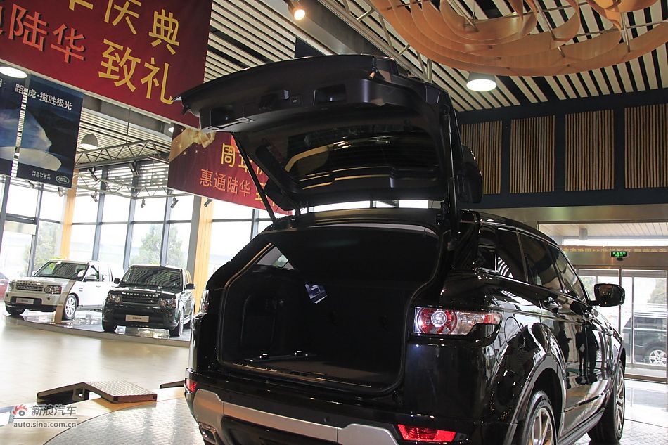 2011款揽胜极光2.0T五门耀致版