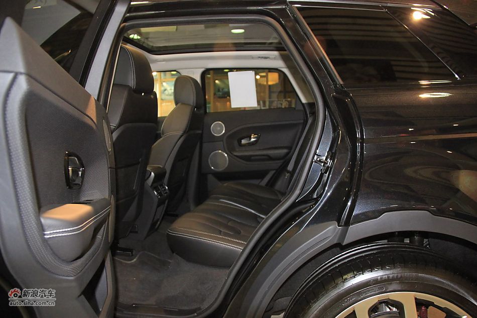 2011款揽胜极光2.0T五门耀致版