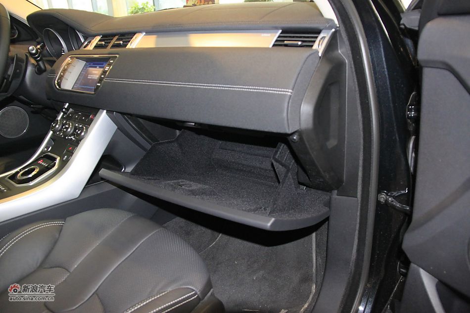 2011款揽胜极光2.0T五门耀致版