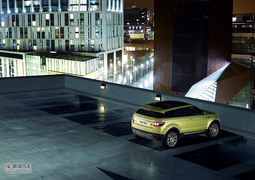 2011款揽胜极光官方图