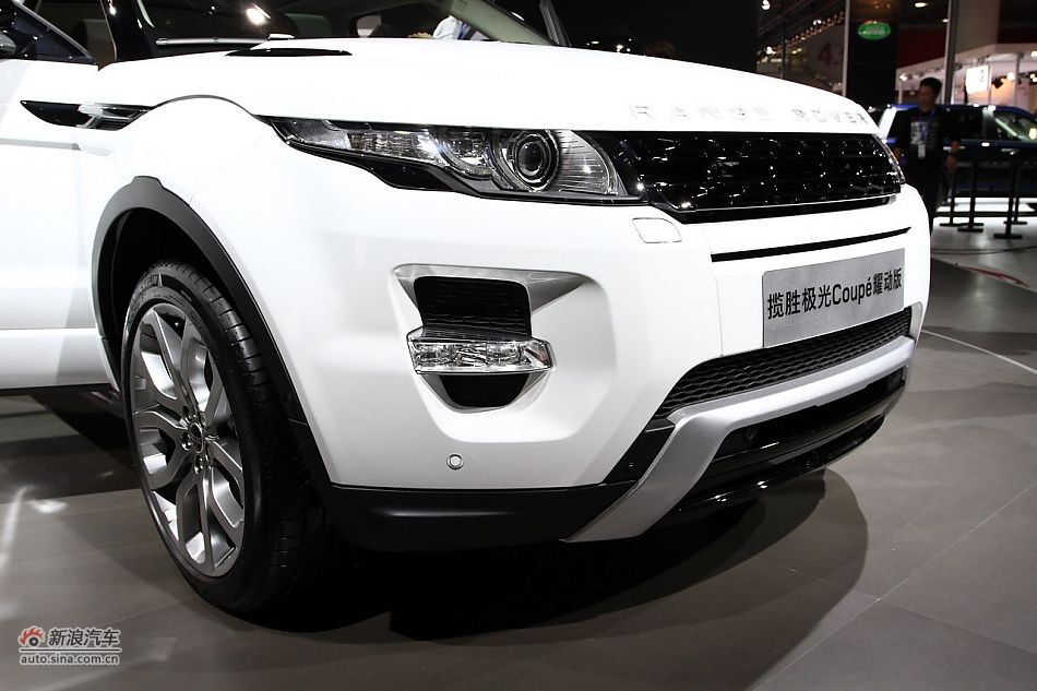 路虎揽胜极光Coupe耀动版
