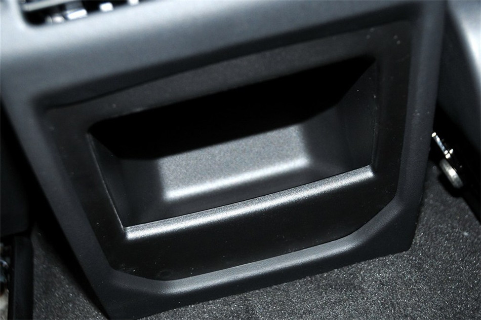 2013款揽胜极光2.0T 3门耀动版