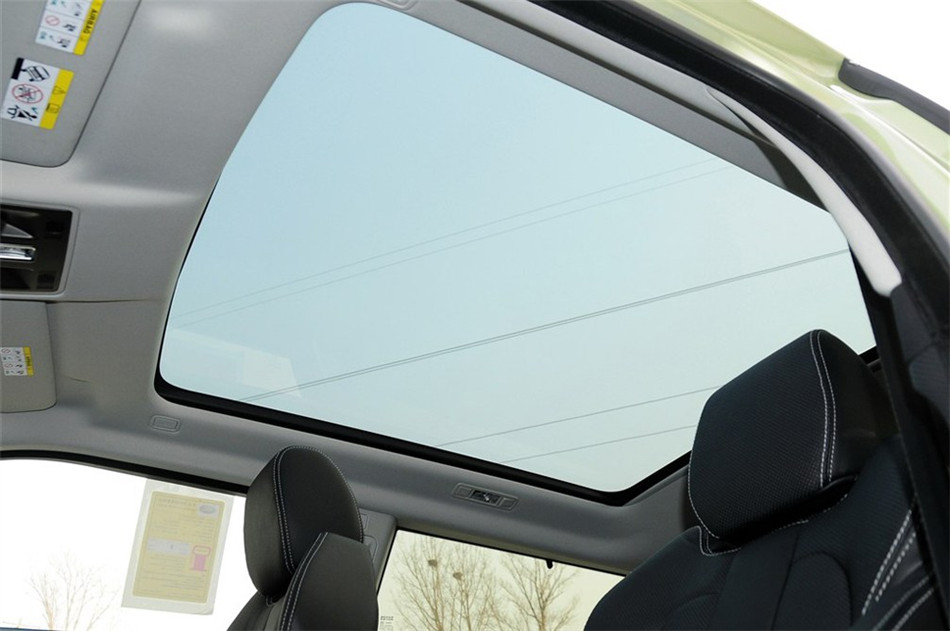 2013款揽胜极光2.0T 3门耀动版