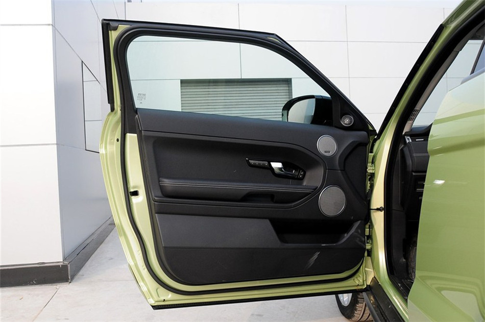 2013款揽胜极光2.0T 3门耀动版