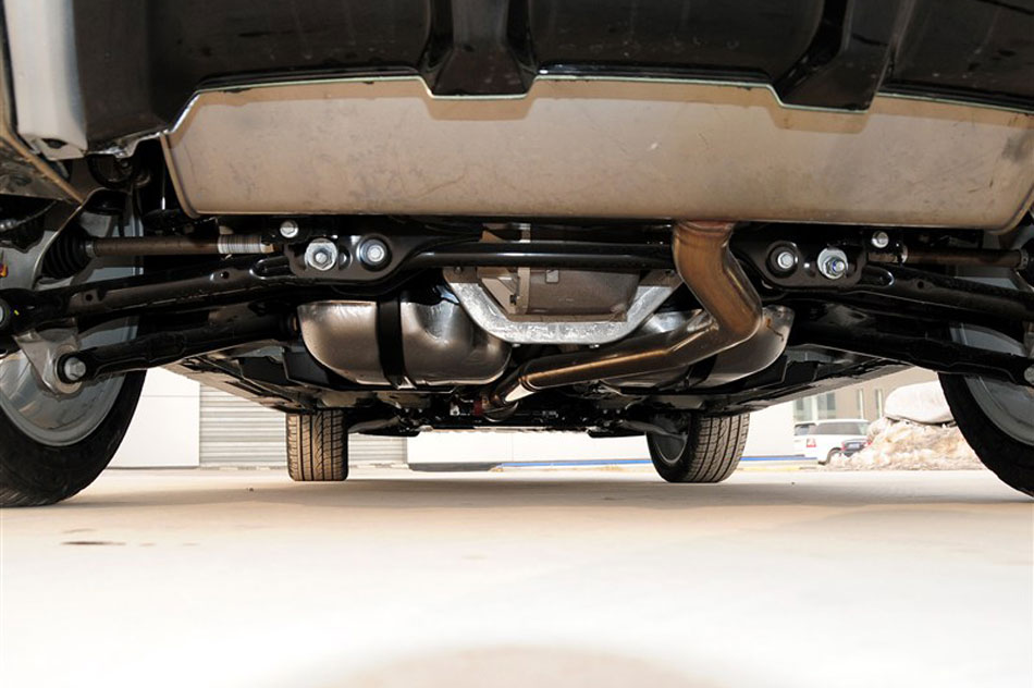 2013款揽胜极光2.0T 3门耀动版